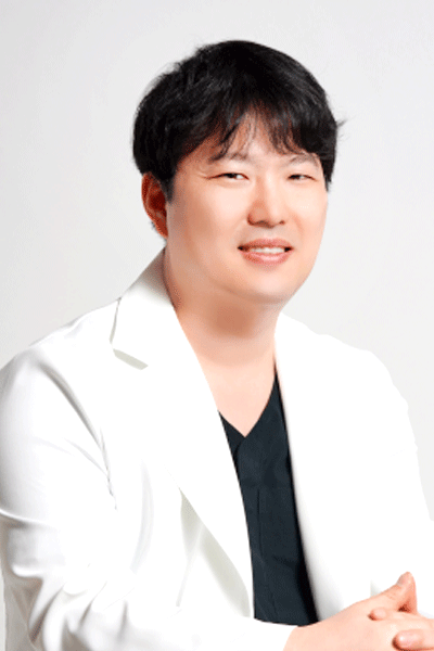 원장 <strong>박정근</strong>